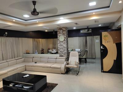 Hall Image of 7144 Sq.ft 8 BHK Independent House for sale in Bhowanipore Kolkata for Rs. 95000000