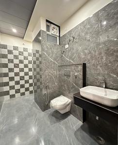 Bathroom Image of 2000 Sq.ft 3 BHK Independent House for sale in Abhinav City, Vidhan Sabha Road Raipur for Rs. 6400000