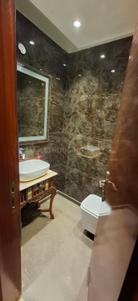 Bathroom Image of 2200 Sq.ft 3 BHK Builder Floor for sale in New Rajinder Nagar New Delhi for Rs. 75000000
