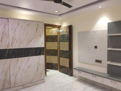 Bedroom Image of 1300 Sq.ft 3 BHK Builder Floor for sale in Laxmi Nagar New Delhi for Rs. 11000000