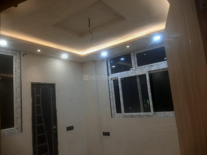 Multani Dhanda, Paharganj Bedroom 1