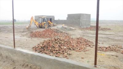 Image of 900 Sq.ft Residential Plot / Land for sale in Sector 150, Noida for Rs. 400000