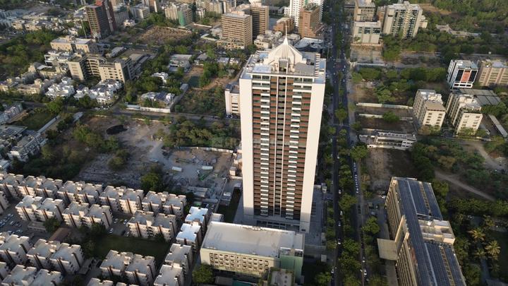 Times 104 Main Image 1