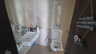 Bathroom Image of 650 Sq.ft 1 BHK Apartment / Flat for sale in Arkade Prime, Andheri East Mumbai for Rs. 15600000