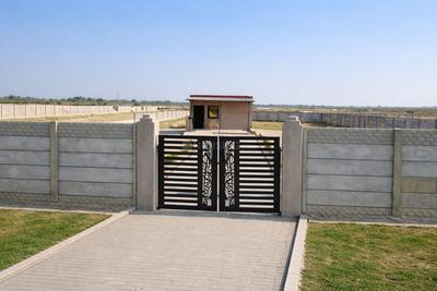 Image of 1000 Sq.ft Residential Plot / Land for sale in New Jail Road, Lucknow for Rs. 1050000