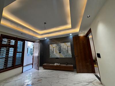 Bedroom Image of 2700 Sq.ft 3.5 BHK Builder Floor for rent in Vatika Independent Floors, Sector 83 Gurgaon for Rs. 45000