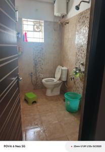 Bathroom Image of 1080 Sq.ft 2 BHK Apartment / Flat for rent in Mahaveer Orchids, Choodasandra Bengaluru for Rs. 42000