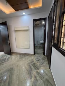 Hall Image of 800 Sq.ft 2 BHK Independent House for rent in Shalimar Bagh New Delhi for Rs. 31800