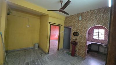 Living Room Image of 750 Sq.ft 2 BHK Apartment / Flat for sale in Agarpara Kolkata for Rs. 2100000