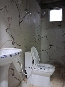 Common Bathroom Image of 1450 Sq.ft 3 BHK Apartment / Flat for sale in Sector 74 Noida for Rs. 6000000