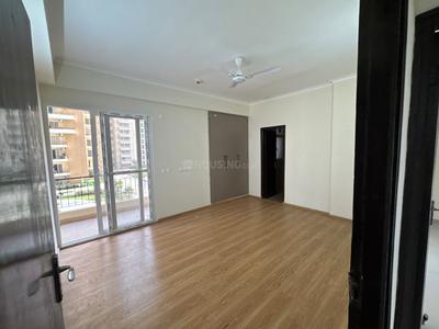 Bedroom Image of 1699 Sq.ft 3 BHK Apartment / Flat for sale in Amrapali Crystal Homes Phase 1, Sector 76 Noida for Rs. 22100000