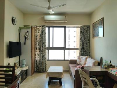 Living Room Image of 1000 Sq.ft 2 BHK Apartment / Flat for sale in Lodha Luxuria, Thane West Thane for Rs. 20000000
