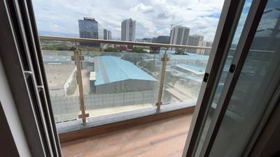 Balcony Image of 1550 Sq.ft 4 BHK Apartment / Flat for rent in Kharadi Pune for Rs. 55000