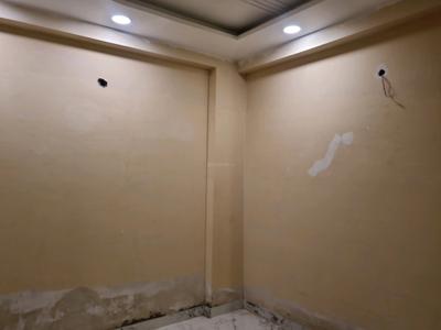 Bedroom Image of 600 Sq.ft 2 BHK Apartment / Flat for sale in Mahavir Enclave New Delhi for Rs. 5700000