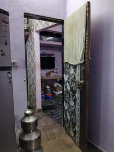 Bedroom Image of 650 Sq.ft 1 BHK Apartment / Flat for sale in Andheri West Mumbai for Rs. 4500000
