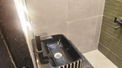 Image of 850 Sq.ft 2 BHK Apartment / Flat for sale in Borivali West, Mumbai for Rs. 25000000