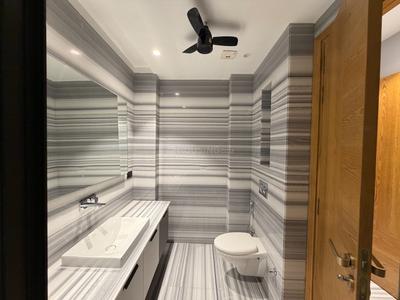 Bathroom Image of 3600 Sq.ft 4 BHK Builder Floor for rent in Greater Kailash II New Delhi for Rs. 410000