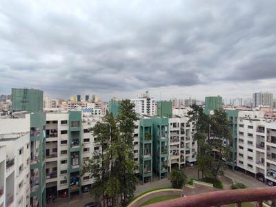 Balcony Image of 2700 Sq.ft 3.5 BHK Apartment / Flat for sale in Magarpatta Grevillea, Magarpatta City Pune for Rs. 27500000