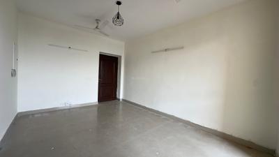 Living Room Image of 950 Sq.ft 2 BHK Apartment / Flat for sale in Unitech Uniworld Gardens 2, Sector 47 Gurgaon for Rs. 15000000