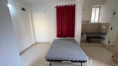Bedroom Image of 250 Sq.ft 1 RK Independent House for rent in Hennur Bengaluru for Rs. 16000