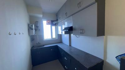 Kitchen Image of 900 Sq.ft 2 BHK Apartment / Flat for sale in Pyramid Urban 67A, Sector 67 Gurgaon for Rs. 8500000