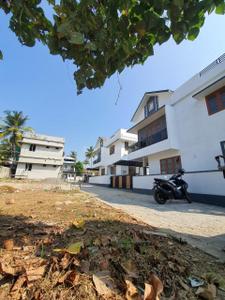 Image of 1700 Sq.ft 3 BHK Independent House for sale in Kalamassery, Kochi for Rs. 7000000