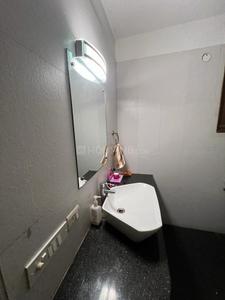 Bathroom Image of 1800 Sq.ft 3 BHK Builder Floor for rent in Saket New Delhi for Rs. 100000
