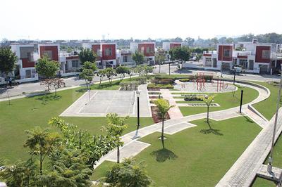 Image of 4800 Sq.ft Residential Plot / Land for sale in Sushant Golf City, Lucknow for Rs. 60000000
