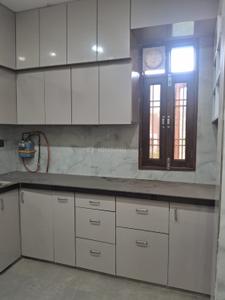 Kitchen Image of 1000 Sq.ft 3 BHK Builder Floor for rent in Sector 24 Rohini New Delhi for Rs. 30000