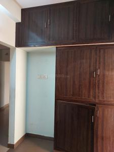 Bedroom Image of 1700 Sq.ft 3 BHK Apartment / Flat for rent in Kodambakkam Chennai for Rs. 42000