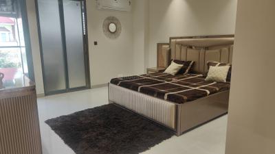 Bedroom Image of 2300 Sq.ft 4 BHK Builder Floor for sale in Mayfield Garden Luxury Floors, Mayfield Garden Gurgaon for Rs. 37000000