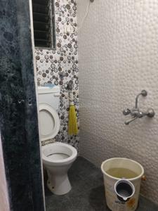 Bathroom Image of 890 Sq.ft 2 BHK Apartment / Flat for rent in Kopar Khairane Navi Mumbai for Rs. 45000