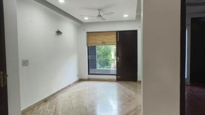 Living Room Image of 1800 Sq.ft 3 BHK Builder Floor for rent in Sector 46 Noida for Rs. 45000