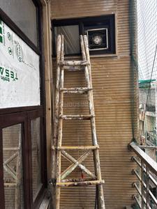 Balcony Image of 650 Sq.ft 2 BHK Builder Floor for rent in Uttam Nagar New Delhi for Rs. 12060