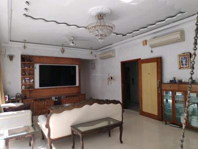 Living Room Image of 2750 Sq.ft 3 BHK Builder Floor for sale in Spark Desai Residency, Kalbadevi Mumbai for Rs. 80000000