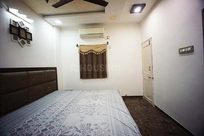 Bedroom Image of 1530 Sq.ft 3 BHK Apartment / Flat for sale in Thaltej Ahmedabad for Rs. 11000000