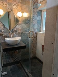 Image of 1500 Sq.ft 3 BHK Apartment / Flat for rent in Alaknanda, New Delhi for Rs. 80000