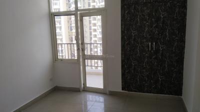 Bedroom Image of 1650 Sq.ft 3 BHK Apartment / Flat for sale in Panchsheel Wellington, Crossings Republik Ghaziabad for Rs. 13200000