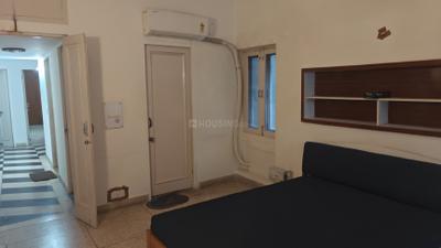 Bedroom Image of 2500 Sq.ft 3 BHK Builder Floor for rent in Greater Kailash I New Delhi for Rs. 85000