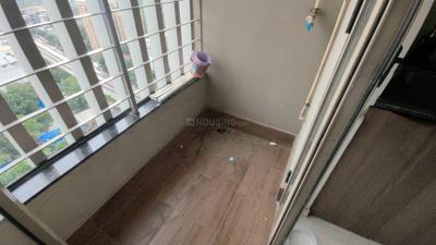 Image of 900 Sq.ft 2 BHK Apartment / Flat for rent in Kalpataru Paramount, Thane West, Thane for Rs. 45000