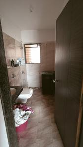 Bathroom Image of 1000 Sq.ft 2 BHK Apartment / Flat for sale in Lotus Tower, Malad West Mumbai for Rs. 13000000