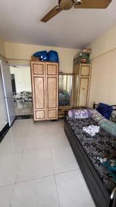 Bedroom Image of 878 Sq.ft 2 BHK Apartment / Flat for sale in Mulund East Mumbai for Rs. 22000000