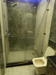 Bathroom Image of 1350 Sq.ft 3 BHK Builder Floor for rent in Maharishi Puram Colony Agra for Rs. 17500