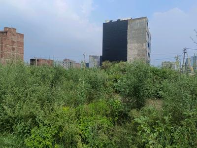 Image of 120 Sq.ft Residential Plot / Land for sale in Rohini Sector 28, New Delhi for Rs. 32000000