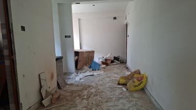Living Room Image of 850 Sq.ft 2 BHK Apartment / Flat for sale in Keshtopur Kolkata for Rs. 3250000