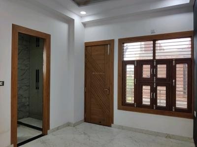 Bedroom Image of 1600 Sq.ft 3 BHK Apartment / Flat for sale in Lal Kuan Ghaziabad for Rs. 6565000