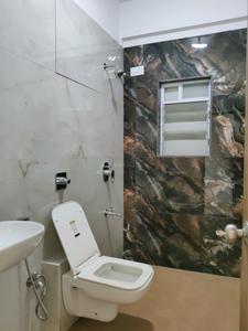 Common Bathroom Image of 950 Sq.ft 2 BHK Apartment / Flat for sale in Samrin Heritage, Thane West Thane for Rs. 14000000