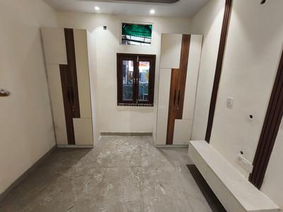 Bedroom Image of 1350 Sq.ft 3 BHK Apartment / Flat for sale in Green Apartments, Paschim Vihar New Delhi for Rs. 22500000