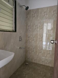 Common Bathroom Two Image of 610 Sq.ft 1 BHK Apartment / Flat for rent in VTP Purvanchal, Kesnand Pune for Rs. 13500