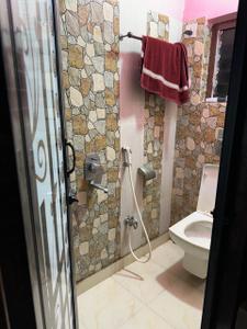 Bathroom Image of 1100 Sq.ft 3 BHK Apartment / Flat for sale in Keshtopur Kolkata for Rs. 4500000